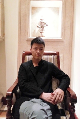 制片人杨亚林的第一张照片--四川中老年相亲网