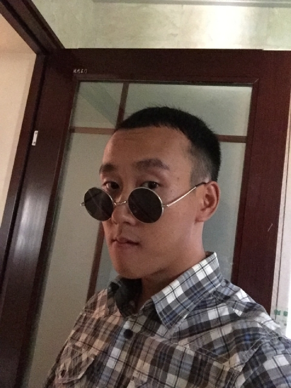 悲喜的第一张照片--四川中老年相亲网