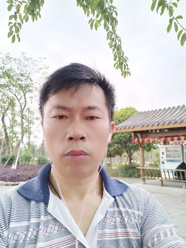 一个人的孤单的第一张照片--四川中老年相亲网