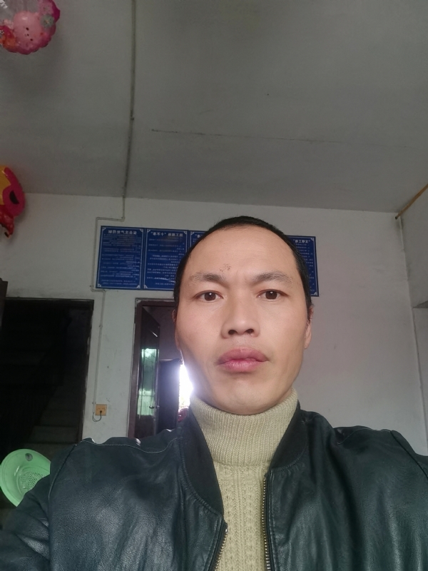陈前的第一张照片--四川中老年相亲网
