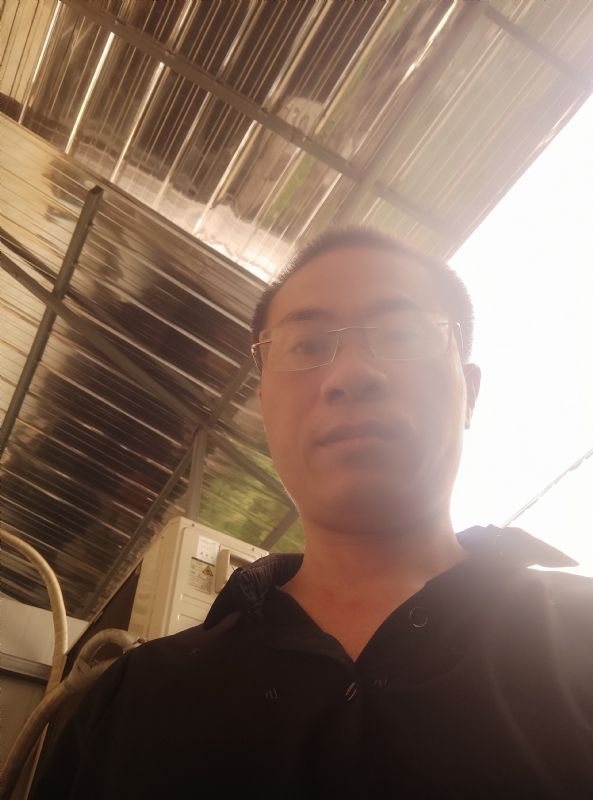 一个人好难的第七张照片--四川中老年相亲网