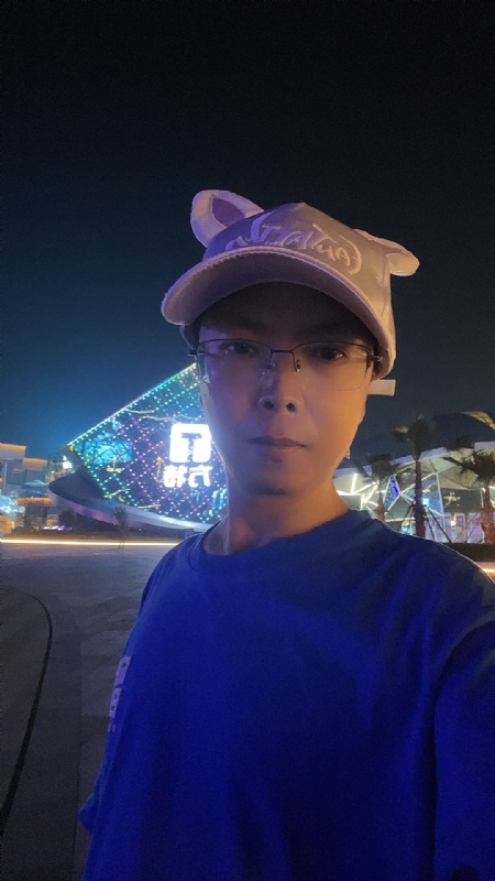富贵使我们相遇的第一张照片--四川中老年相亲网