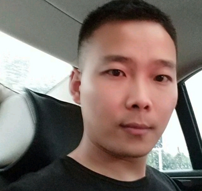 李先生的第二张照片--四川中老年相亲网