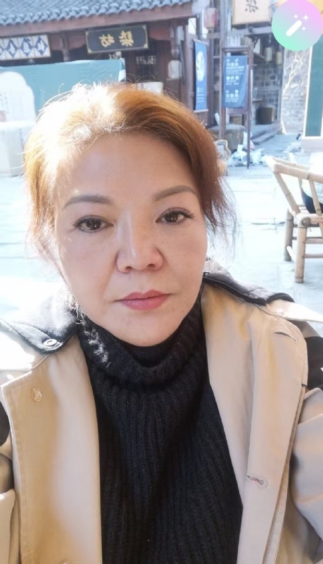 宛霞的第二张照片--四川中老年相亲网